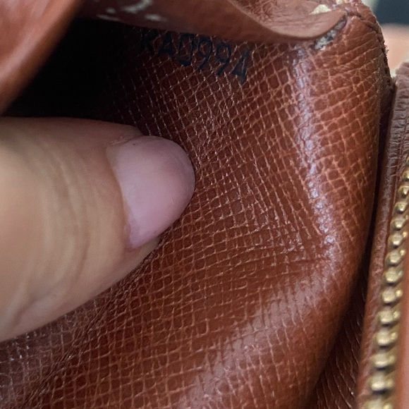 Authentic Louis Vuitton Porte-Monnaie Tresor Wallet - Picture 11 of 11